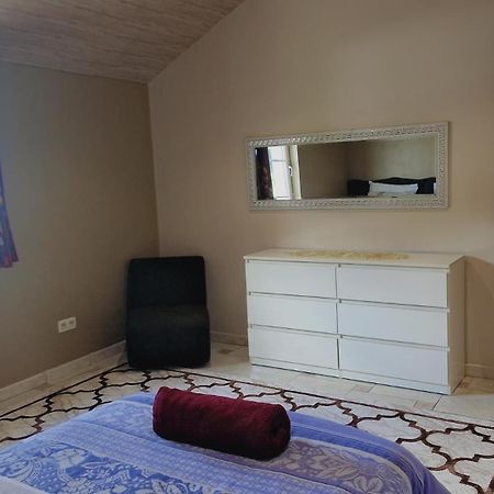 Nazareth Logement Un Magnifique Logement De Vacances Bastogne Exterior photo