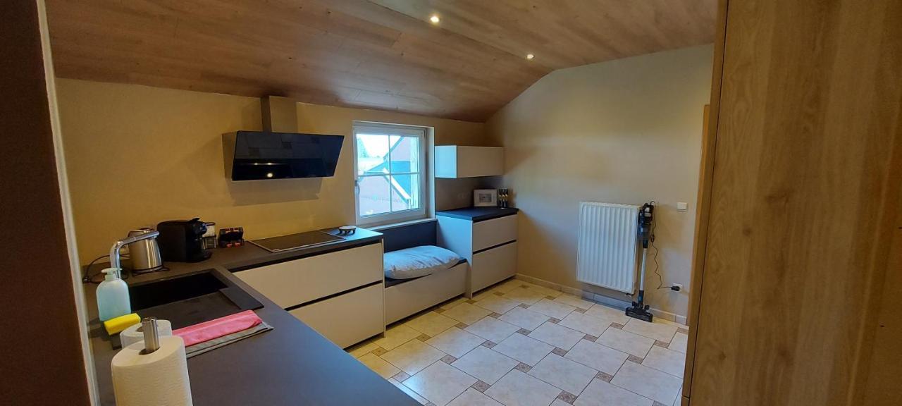 Nazareth Logement Un Magnifique Logement De Vacances Bastogne Exterior photo