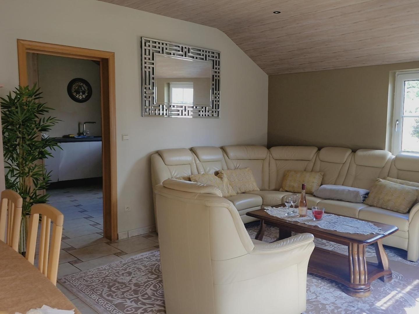 Nazareth Logement Un Magnifique Logement De Vacances Bastogne Exterior photo