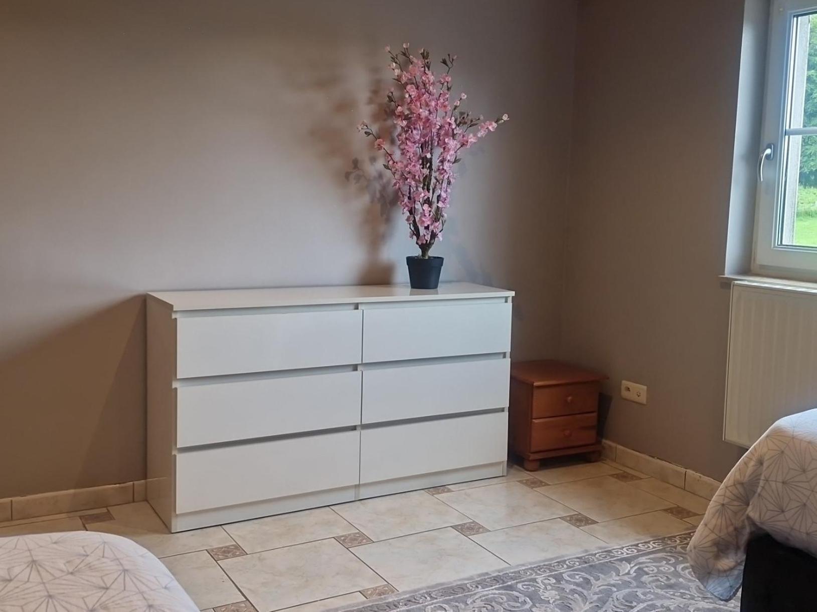 Nazareth Logement Un Magnifique Logement De Vacances Bastogne Exterior photo